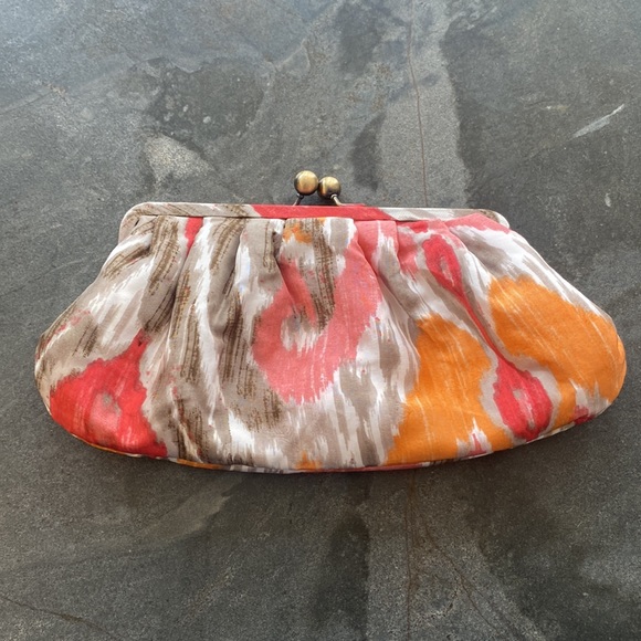 Chico’s silk pleated clutch GUC - Picture 2 of 14